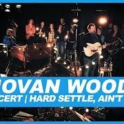 Der musikalische text PORTLAND, MAINE von DONOVAN WOODS ist auch in dem Album vorhanden Hard settle, ain't troubled (2016)