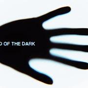 Der musikalische text NOVOCAINE von BAND CAMINO (THE) ist auch in dem Album vorhanden The dark (2023)