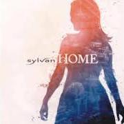 Der musikalische text BLACK AND WHITE von SYLVAN ist auch in dem Album vorhanden Home (2015)