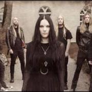 Der musikalische text WITH LOVE AND DEFIANCE von DRACONIAN ist auch in dem Album vorhanden Sovran (2015)