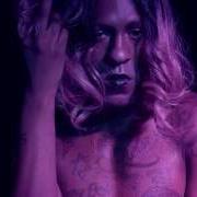 Der musikalische text FENDI BAND von MYKKI BLANCO ist auch in dem Album vorhanden Mykki (2016)