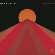 Der musikalische text HIDEAWAY von MOONCHILD ist auch in dem Album vorhanden Voyager (2017)