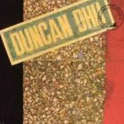 Der musikalische text AL CAER LA NOCHE von DUNCAN DHU ist auch in dem Album vorhanden Grabaciones olvidadas (1989)