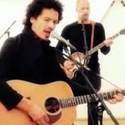 Der musikalische text SOMETHING von EAGLE-EYE CHERRY ist auch in dem Album vorhanden Can't get enough (2012)