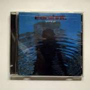 Der musikalische text HEADSTRONG von EARSHOT ist auch in dem Album vorhanden Letting go (2002)