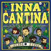 Der musikalische text FUORI C'È IL SOLE von INNA CANTINA ist auch in dem Album vorhanden Piano terra (2015)