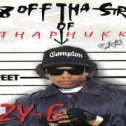 Der musikalische text SIPPIN ON A 40 von EAZY-E ist auch in dem Album vorhanden Str8 off tha streetz of muthaphukkin compton (1996)