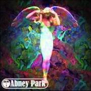 Der musikalische text LOOKING BACK AT YOU von ABNEY PARK ist auch in dem Album vorhanden Abney park (1998)