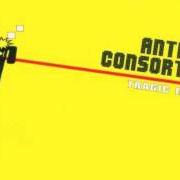 Der musikalische text HERE THEY COME NOW von ANTI POP CONSORTIUM ist auch in dem Album vorhanden Tragic epilogue (2000)