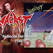 Der musikalische text AMAME PERO NO ME MATES von ALVACAST ist auch in dem Album vorhanden Al borde del abismo (1987)