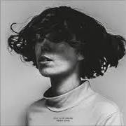 Der musikalische text L.I.N.E. von KELLY LEE OWENS ist auch in dem Album vorhanden Inner song (2020)