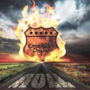 Der musikalische text WE FIT TOGETHER von EMERSON DRIVE ist auch in dem Album vorhanden Roll (2013)