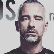 Der musikalische text UNA VITA NUOVA von EROS RAMAZZOTTI ist auch in dem Album vorhanden Vita ce n'è (2018)