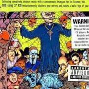 Der musikalische text THE THIRD DAY OF SODOM: SERPENT OF THE GAY PRIDE RAINBOW von AGORAPHOBIC NOSEBLEED ist auch in dem Album vorhanden Altered states of america (2003)