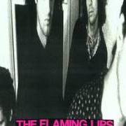 Der musikalische text FIVE STOP MOTHER SUPERIOR RAIN von THE FLAMING LIPS ist auch in dem Album vorhanden In a priest driven ambulance (1990)