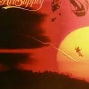 Der musikalische text EVEN THE NIGHTS ARE BETTER von AIR SUPPLY ist auch in dem Album vorhanden Now and forever (1982)