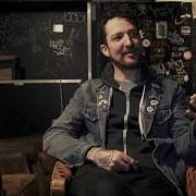 Der musikalische text ROSEMARY JANE von FRANK TURNER ist auch in dem Album vorhanden No man's land (2019)