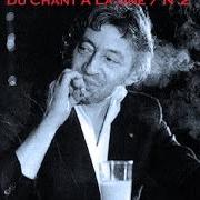 Der musikalische text LA FEMME DES UNS SOUS LE CORPS DES AUTRES von SERGE GAINSBOURG ist auch in dem Album vorhanden Du chant a' la une (1958)