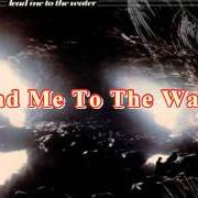 Der musikalische text SYMPATHY FOR THE HARD OF HEARING von GARY BROOKER ist auch in dem Album vorhanden Lead me to the water (1982)