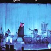 Der musikalische text THE KNIFE von GENESIS ist auch in dem Album vorhanden Live (1973)