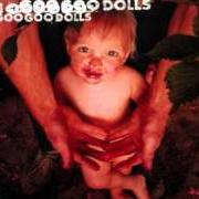 Der musikalische text LONG WAY DOWN von GOO GOO DOLLS ist auch in dem Album vorhanden A boy named goo (1995)