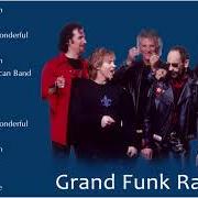 Der musikalische text TIME MACHINE von GRAND FUNK RAILROAD ist auch in dem Album vorhanden On time (1969)