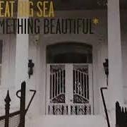 Der musikalische text SHINES RIGHT THROUGH ME von GREAT BIG SEA ist auch in dem Album vorhanden Something beautiful (2004)