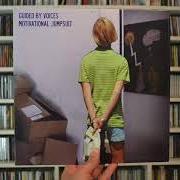 Der musikalische text DIFFICULT OUTBURST AND BREAKTHROUGH von GUIDED BY VOICES ist auch in dem Album vorhanden Motivational jumpsuit (2014)