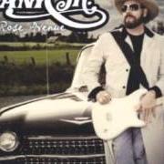 Der musikalische text ALL THE ROADS von HANK WILLIAMS JR. ist auch in dem Album vorhanden 127 rose avenue (2009)