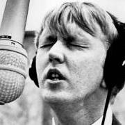 Der musikalische text JUMP INTO THE FIRE von HARRY NILSSON ist auch in dem Album vorhanden The essential (2013)