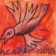 Der musikalische text HEART AND SHOULDER von HEATHER NOVA ist auch in dem Album vorhanden Wonderlust (2000)