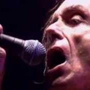 Der musikalische text SHAKIN' ALL OVER von IGGY POP ist auch in dem Album vorhanden Avenue b (1999)