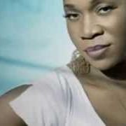 Der musikalische text MOVED BY YOU von INDIA.ARIE ist auch in dem Album vorhanden Songversation (2013)