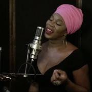 Der musikalische text GOD REST YE MERRY GENTLEMEN von INDIA.ARIE ist auch in dem Album vorhanden Christmas with friends (2015)