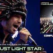 Der musikalische text HANG IT OVER von JAMIROQUAI ist auch in dem Album vorhanden Rock dust light star (2010)