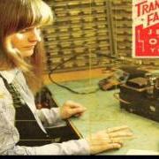 Der musikalische text WHAT BEATS WITHIN von JENNY OWEN YOUNGS ist auch in dem Album vorhanden Transmitter failure (2009)