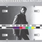 Der musikalische text FLY BY NIGHT von JETHRO TULL ist auch in dem Album vorhanden Ian anderson: walk into light (1983)