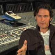 Der musikalische text OLD THINGS NEW von JOE NICHOLS ist auch in dem Album vorhanden Old things new (2009)