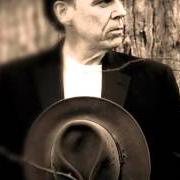 Der musikalische text CIRCLE BACK von JOHN HIATT ist auch in dem Album vorhanden Beneath this gruff exterior (2003)