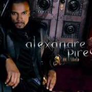 Der musikalische text O ME QUIERES O ME DEJAS von ALEXANDRE PIRES ist auch in dem Album vorhanden A un idolo (2007)