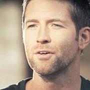 Der musikalische text LAY LOW von JOSH TURNER ist auch in dem Album vorhanden Lay low (2014)