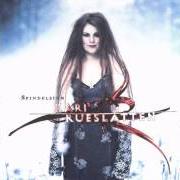 Der musikalische text SKOGENS KJOLE von KARI RUESLÅTTEN ist auch in dem Album vorhanden Spindelsinn