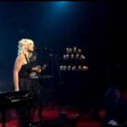 Der musikalische text SHOEBOX von KATE MILLER HEIDKE ist auch in dem Album vorhanden Little eve (2007)