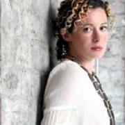 Der musikalische text OVER YOU NOW von KATE RUSBY ist auch in dem Album vorhanden 10 (2002)