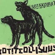 Der musikalische text MATTI (CMX) von KOTITEOLLISUUS ist auch in dem Album vorhanden Sotakoira (2008)