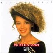 Der musikalische text LOVE AT FIRST SIGHT von KYLIE MINOGUE ist auch in dem Album vorhanden Kylie (1988)