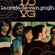 Der musikalische text VEINTE PENAS von LA OREJA DE VAN GOGH ist auch in dem Album vorhanden A las cinco en el astoria (2008)