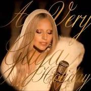 Der musikalische text ORANGE COLORED SKY von LADY GAGA ist auch in dem Album vorhanden A very gaga holiday (2011)